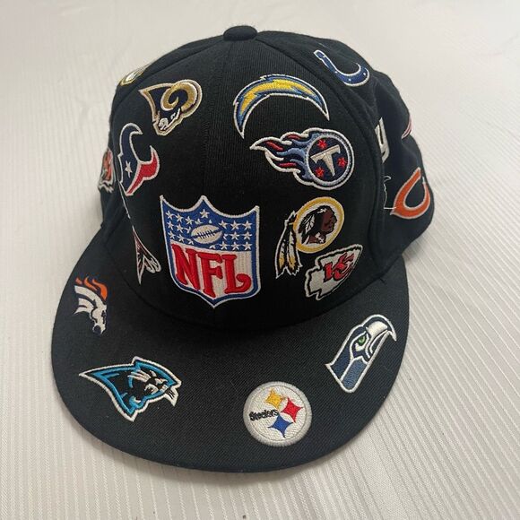 VTG RARE NFL ALL OVER TEAM LOGO REEBOK FITTED HAT CAP One Size Fits All - Picture 2 of 9